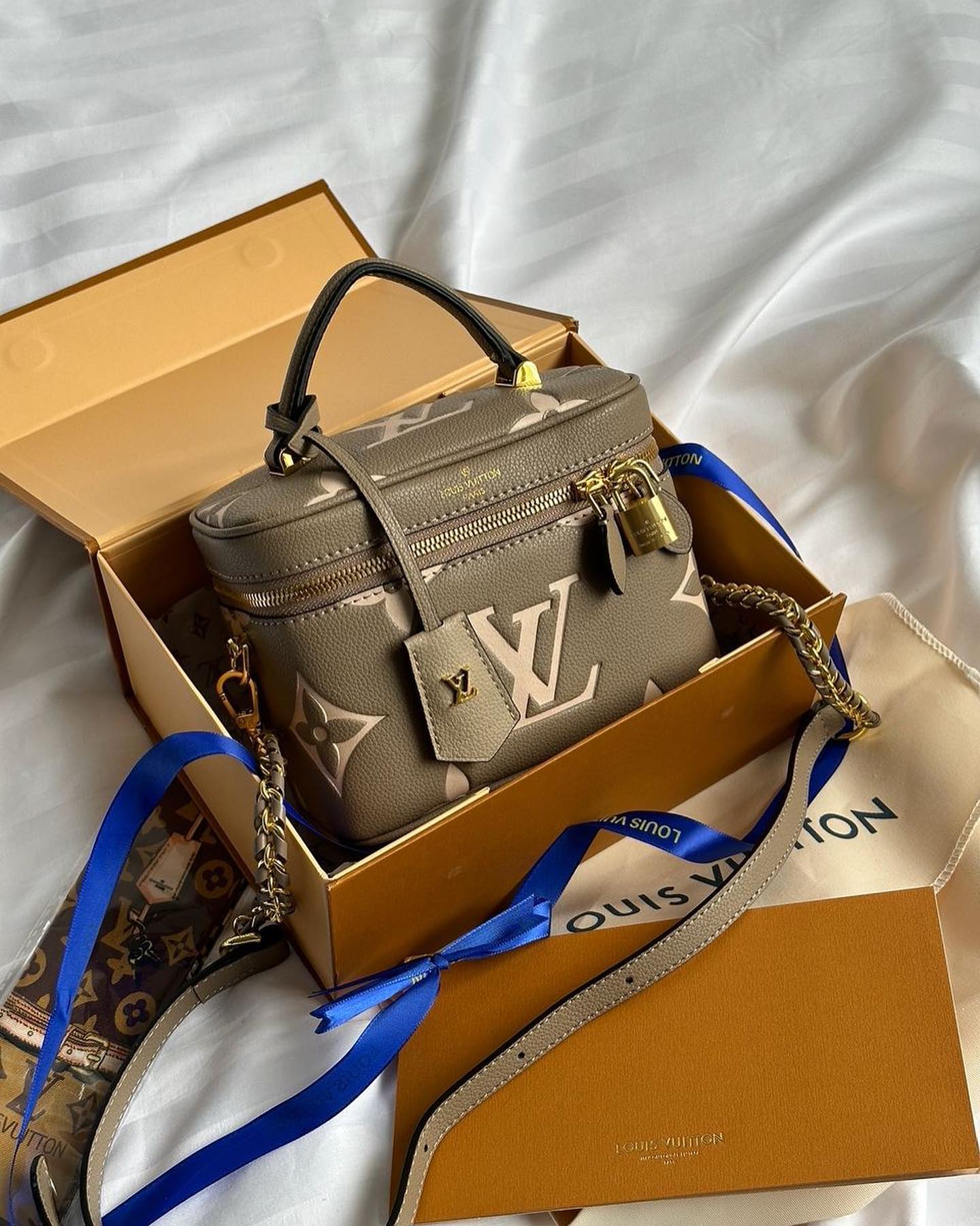 Louis Vuitton Vanity Handbag Bicolor Monogram Empreinte Giant PM