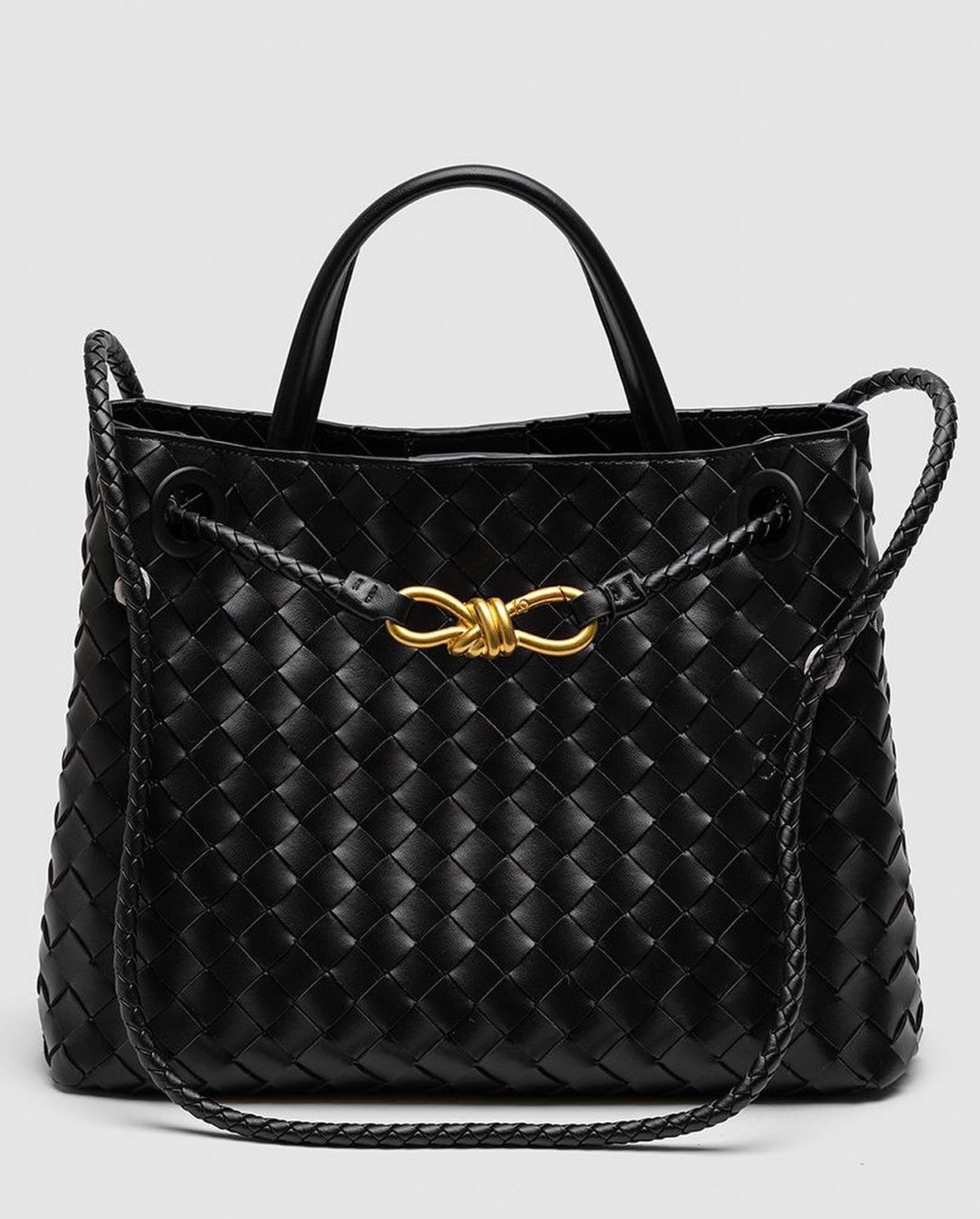 Bottega Veneta Andiamo Small leather tote bag
